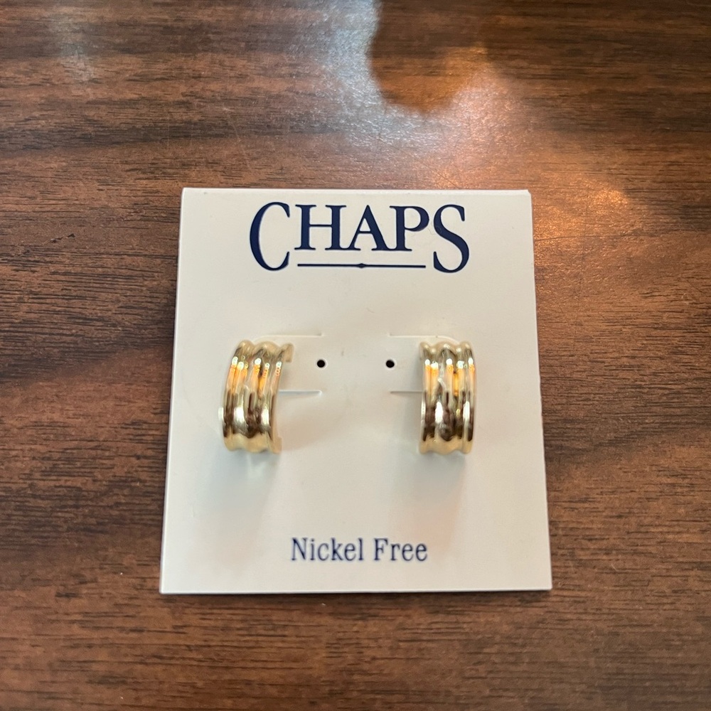 **NEVER WORN*** CHAPS Small Gold Tone Hoops